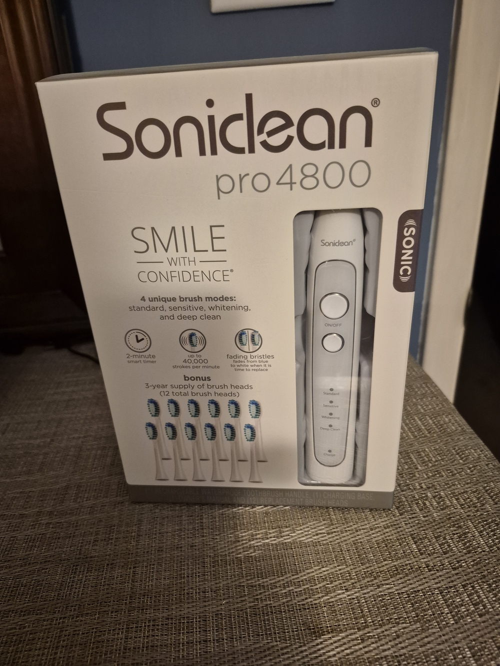 Pro4800 White Sonic Electric Toothbrush